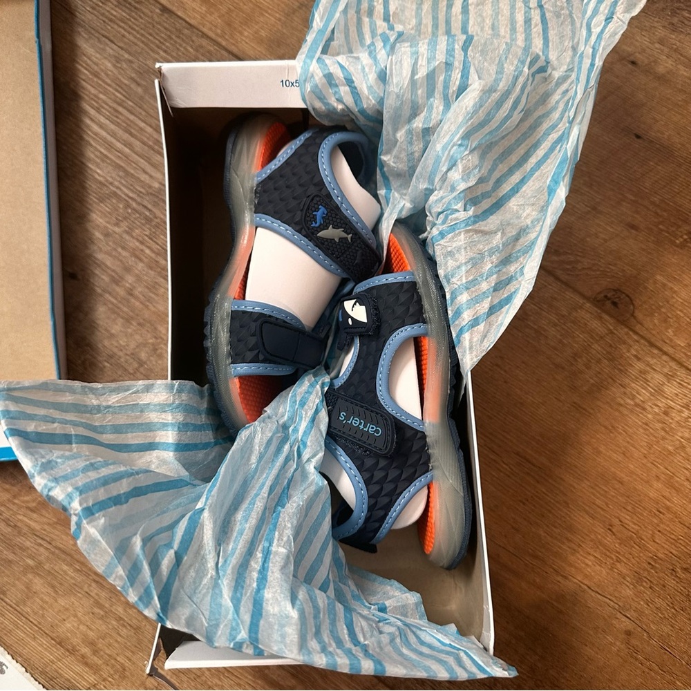 Carters Boys Shark Strap Sandal With Light up Sole Toddler Size 8
